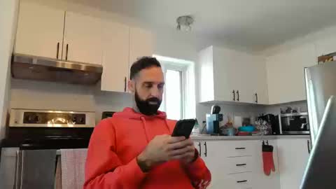 Snapshot of 8james5 chatting on 10.14.25 8james5 online show from 10.14.25