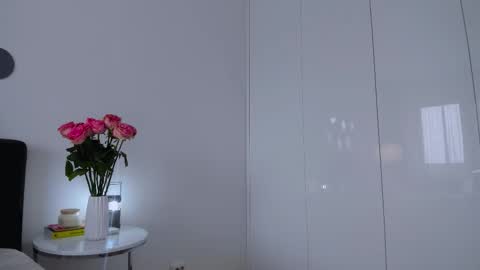 Snapshot of 8selene chatting on 10.15.25 8selene online show from 10.15.25