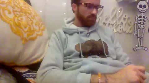 Snapshot of 90210screamer chatting on 10.28.25 90210screamer online show from 10.28.25