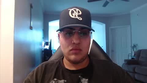 Snapshot of 99_butterfly_boy99 chatting on 10.23.25 Butterfly boy online show from 10.23.25