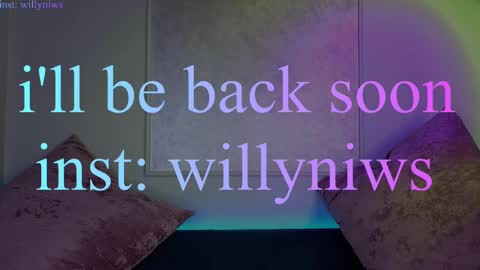 Snapshot of _a_n_n_y_ chatting on 02.25.25 Willow online show from 02.25.25