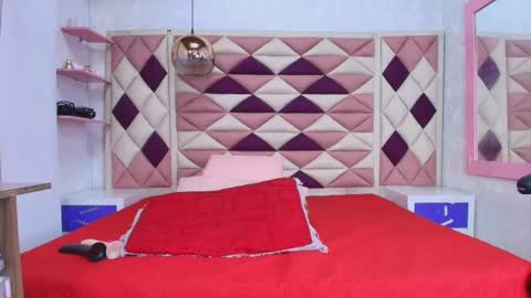  abby rouss online show from 09.21.25