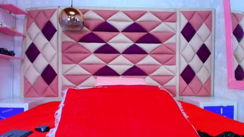  abby rouss online show from 09.24.25