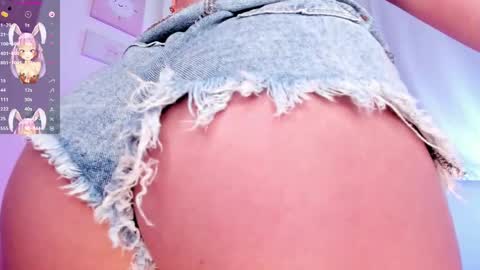 Sophia  online show from 09.18.25