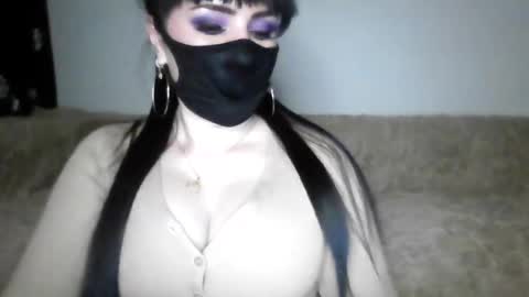 Adela online show from 01.14.25