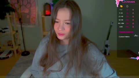 Snapshot of _aein_emy_ chatting on 01.01.25 Emy online show from 01.01.25