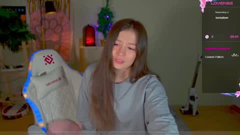 Snapshot of _aein_emy_ chatting on 01.02.25 Emy online show from 01.02.25