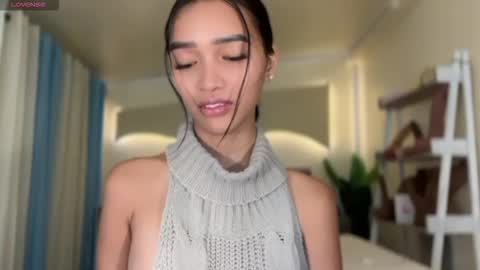 Snapshot of _agatha69_ chatting on 11.06.25 agatha online show from 11.06.25