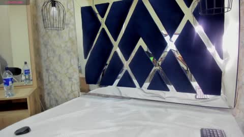 Snapshot of _alaia_collway_ chatting on 01.18.25 Alaia online show from 01.18.25