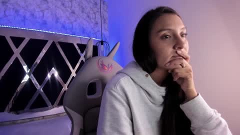 Snapshot of _alaia_collway_ chatting on 01.30.25 Alaia online show from 01.30.25