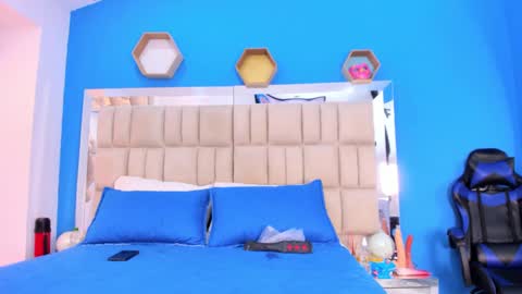 Snapshot of _alana_johnson chatting on 09.27.25 _alana_johnson online show from 09.27.25