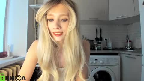 Snapshot of _alice_kitty chatting on 01.21.25 Gaylord online show from 01.21.25
