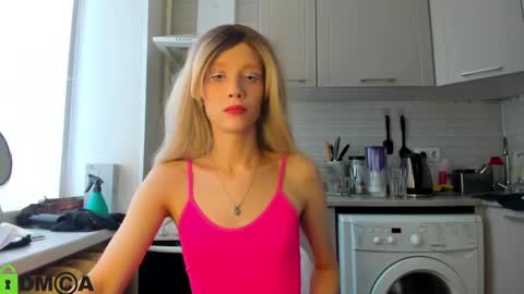 Snapshot of _alice_kitty chatting on 02.18.25 Gaylord online show from 02.18.25