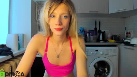 Snapshot of _alice_kitty chatting on 02.21.25 Gaylord online show from 02.21.25