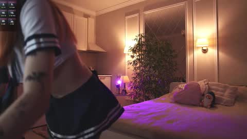 _alice_meyss_ online show from 11.22.25