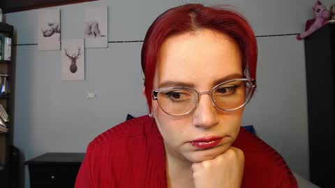 Snapshot of _allisontyler chatting on 10.19.25 Allison online show from 10.19.25
