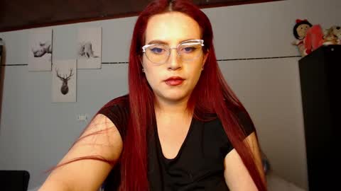 Snapshot of _allisontyler chatting on 10.27.25 Allison online show from 10.27.25
