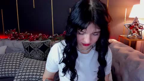 Snapshot of _allisson__ chatting on 12.23.24 Alison online show from 12.23.24