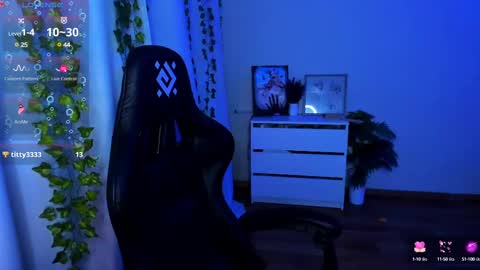 Amy NO NUDE MODEL online show from 02.15.25