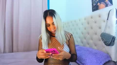 Analia online show from 01.26.25