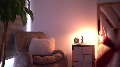 Snapshot of _andyy__ chatting on 10.21.25 Andy online show from 10.21.25