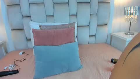 Angel Azul online show from 12.07.24