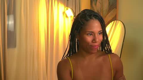 Angie -  online show from 04.17.26