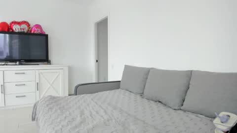 Anna online show from 03.23.26