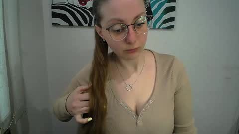 Anna online show from 04.28.26