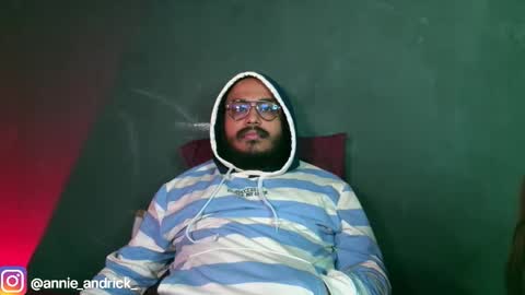 Annie Andrick online show from 11.08.25