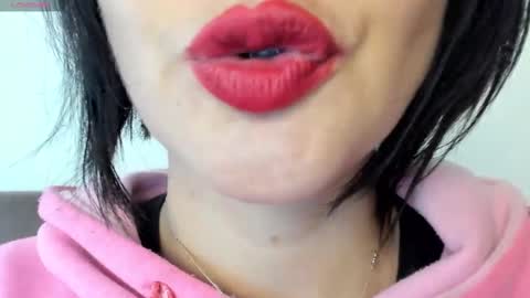 Snapshot of _antomouth_paradise chatting on 02.10.25 antonia online show from 02.10.25