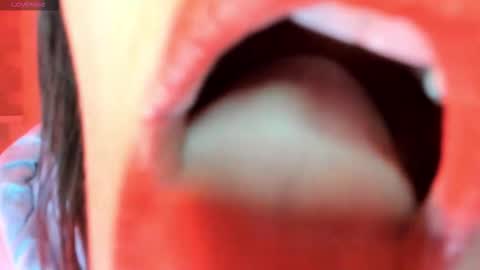 Snapshot of _antomouth_paradise chatting on 10.16.25 antonia online show from 10.16.25