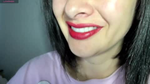 Snapshot of _antomouth_paradise chatting on 10.22.25 antonia online show from 10.22.25