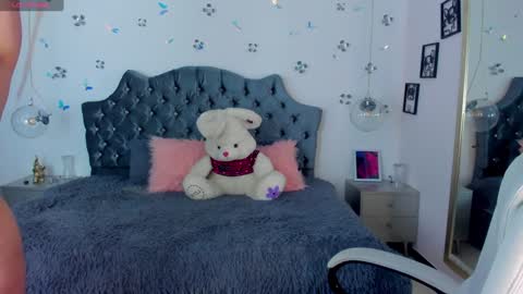 antonnela online show from 01.17.25