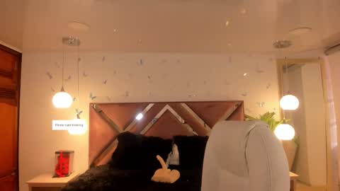 antonnela online show from 09.10.25