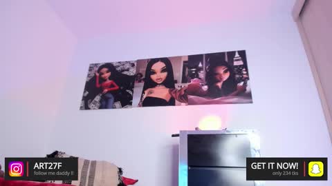 Ariana  online show from 12.14.25