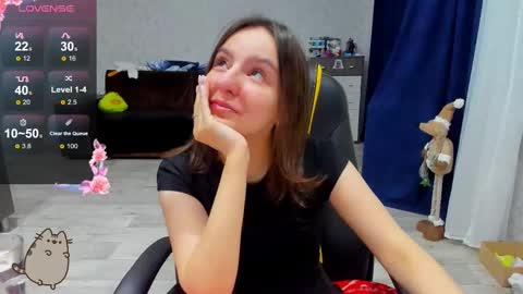 Snapshot of _arina_cox__ chatting on 03.01.25 Arina online show from 03.01.25