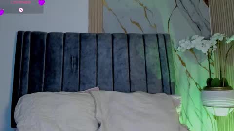 Snapshot of _artemish__ chatting on 01.16.26 online show from 01.16.26