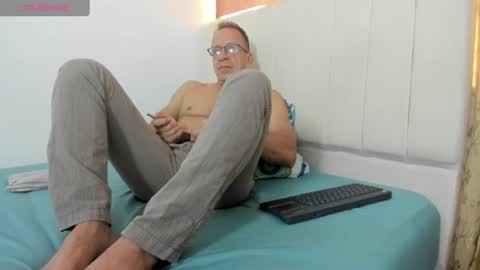 Axel online show from 07.01.26