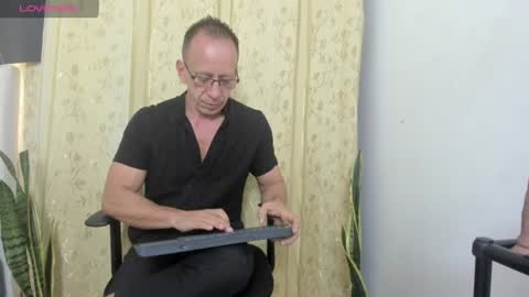 Axel online show from 07.02.26