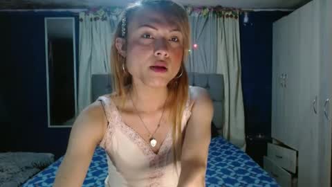 _azalea_65 online show from 10.07.25