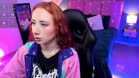 Snapshot of _beck_art_ chatting on 09.30.25 Sofia online show from 09.30.25