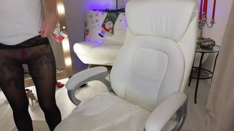 Beylly online show from 12.13.24