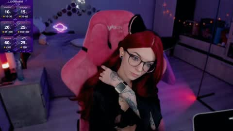 Olivia Subscribe to my Fansly -   online show from 12.01.24