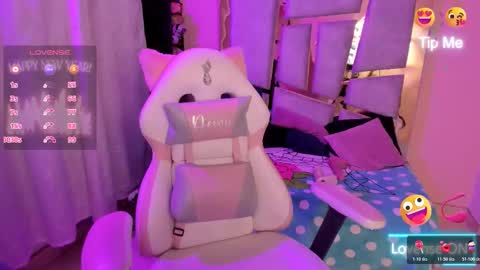 Angie  Independent model online show from 11.08.25