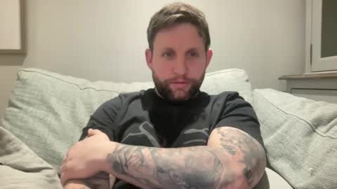 Snapshot of _british_hung_ chatting on 02.13.25  UK BigThick Cock  online show from 02.13.25