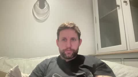 Snapshot of _british_hung_ chatting on 10.09.25  UK BigThick Cock  online show from 10.09.25