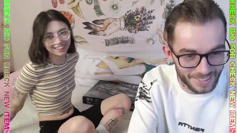 Snapshot of _by_double_sexy_miss_ chatting on 02.23.25 _by_double_sexy_miss_ online show from 02.23.25