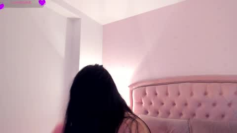 Snapshot of _cailyn chatting on 10.17.25 cailyn online show from 10.17.25