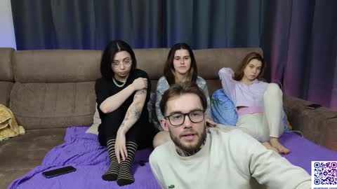 _capybara0_0 online show from 01.18.25